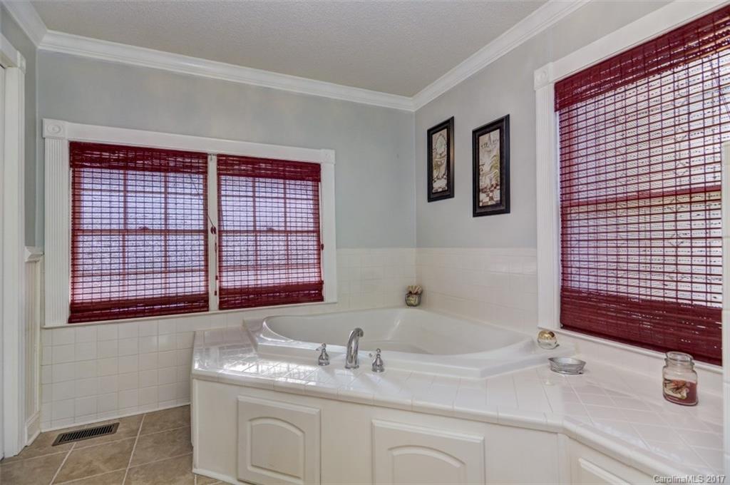 Alexis Forest - Residential