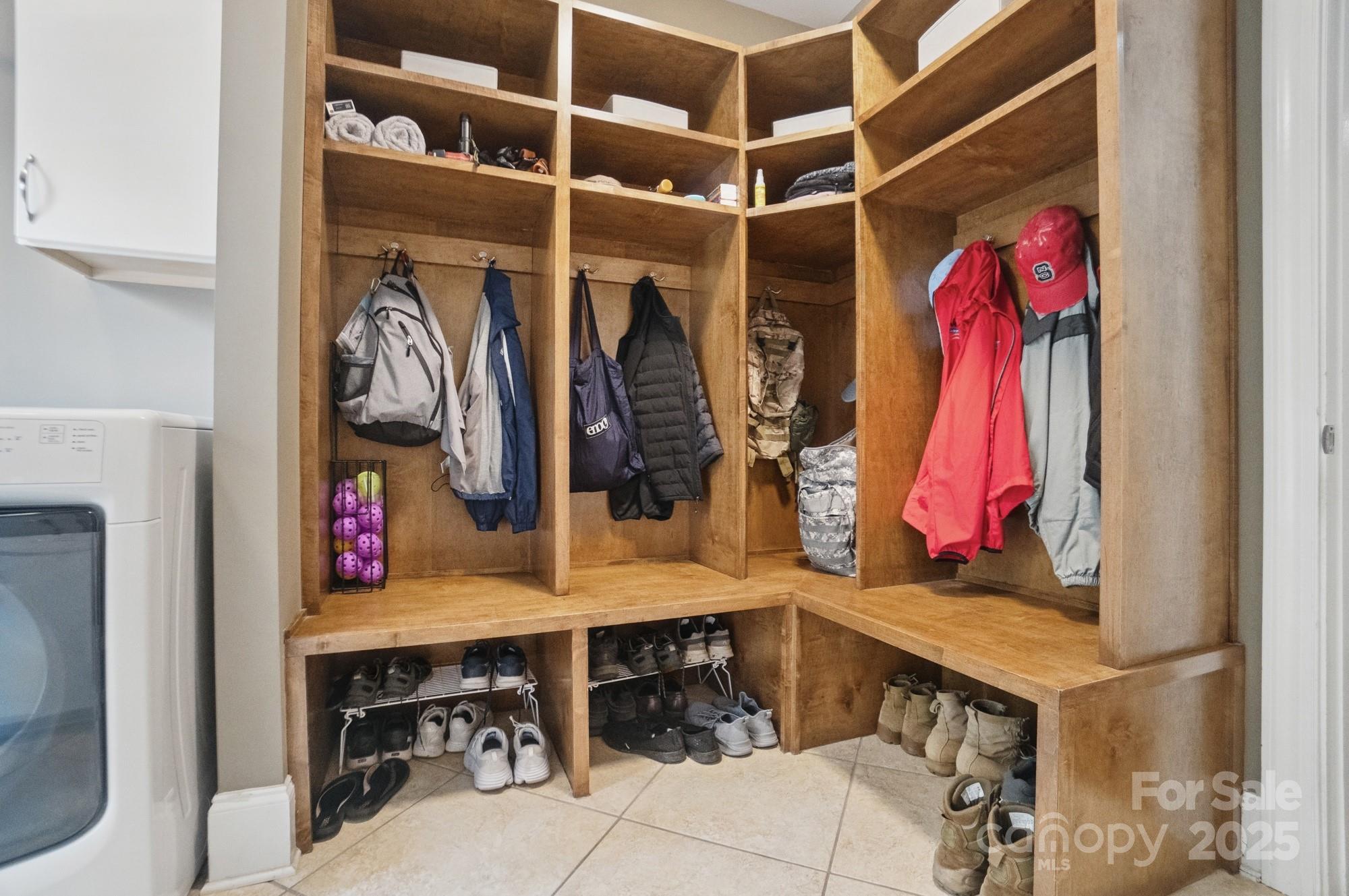 Mt Isle Harbor - Residential