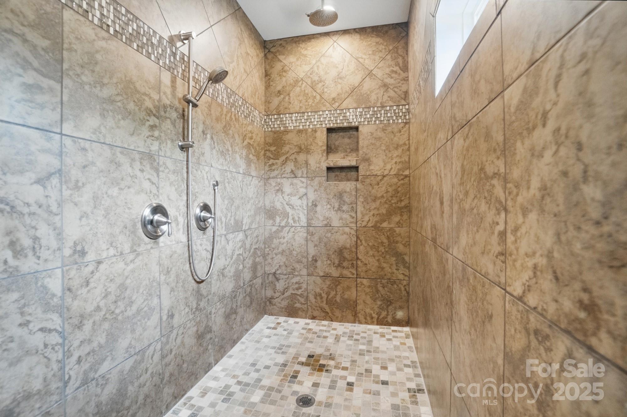 Mt Isle Harbor - Residential