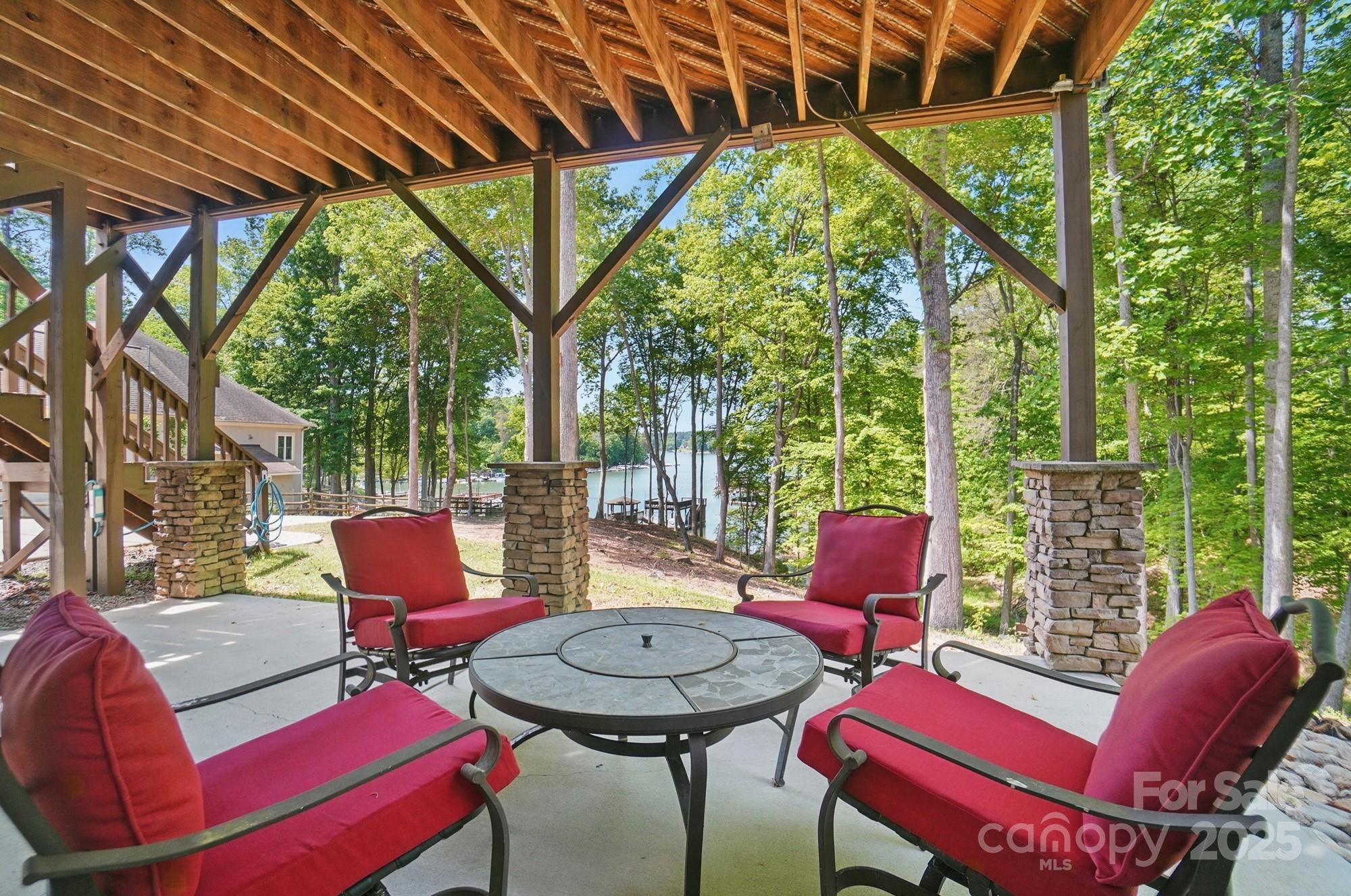 Mt Isle Harbor - Residential