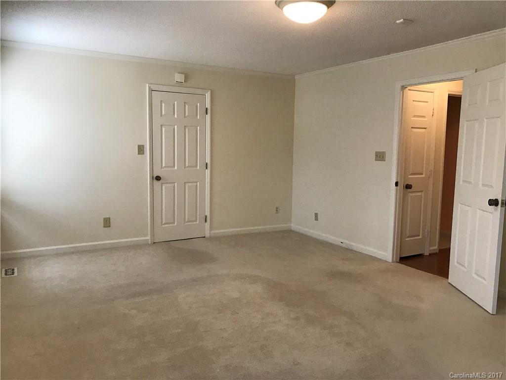 River Hills - Residential