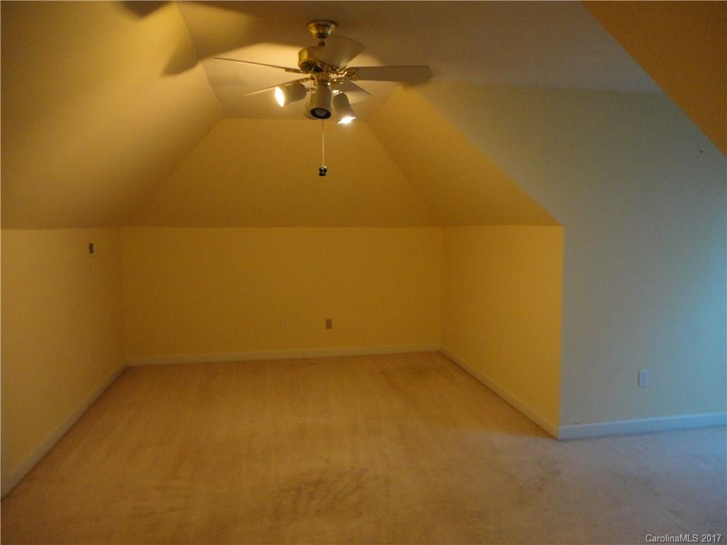 Jamestowne - Residential