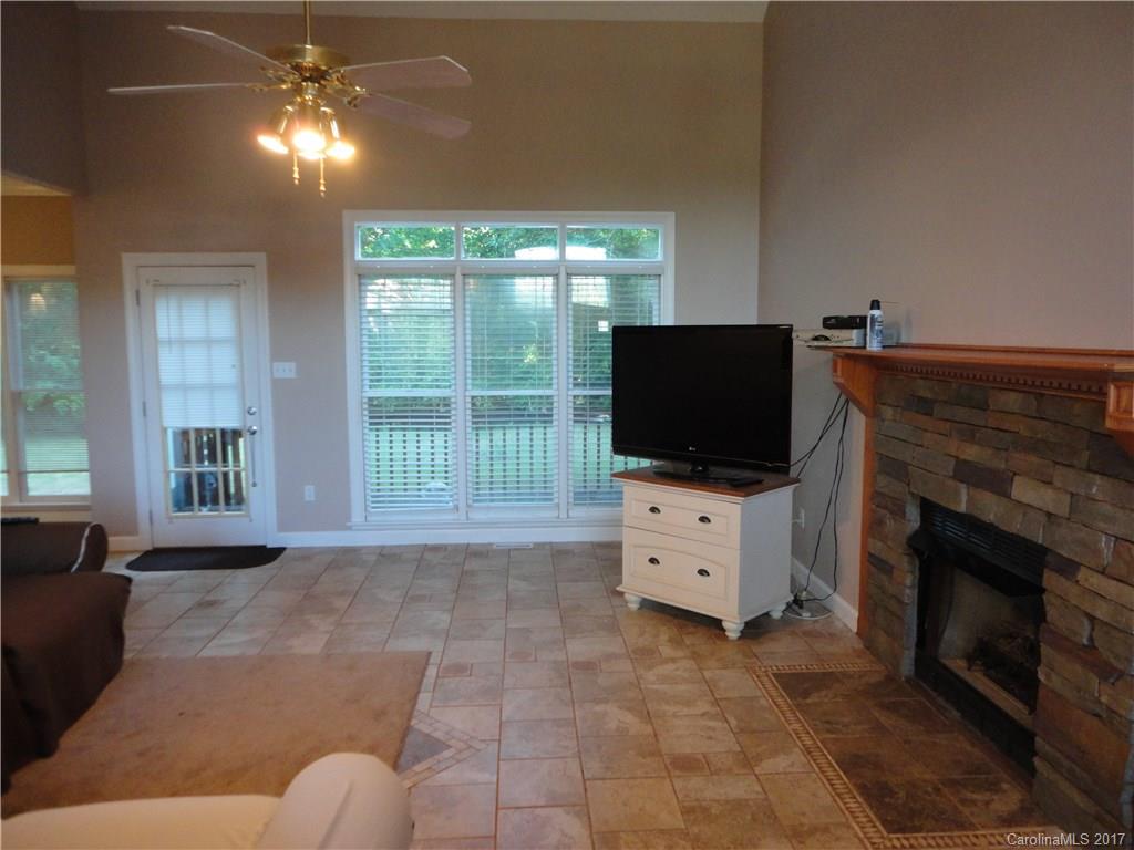 Jamestowne - Residential