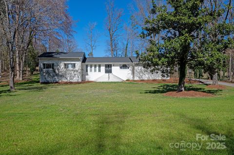534 Kirby Lane Matthews NC 28104