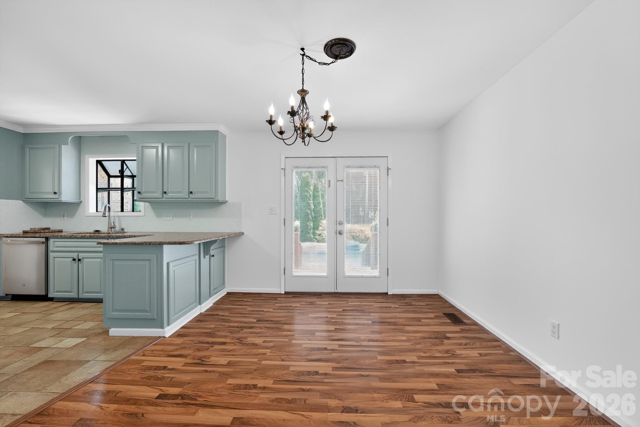 4382 Cross Ridge Drive