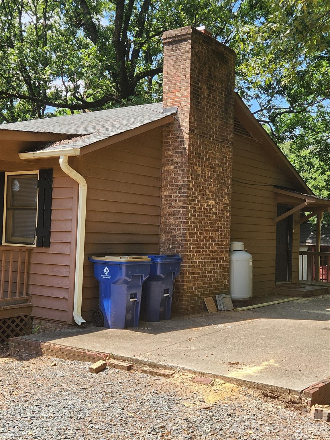106 Maye Street