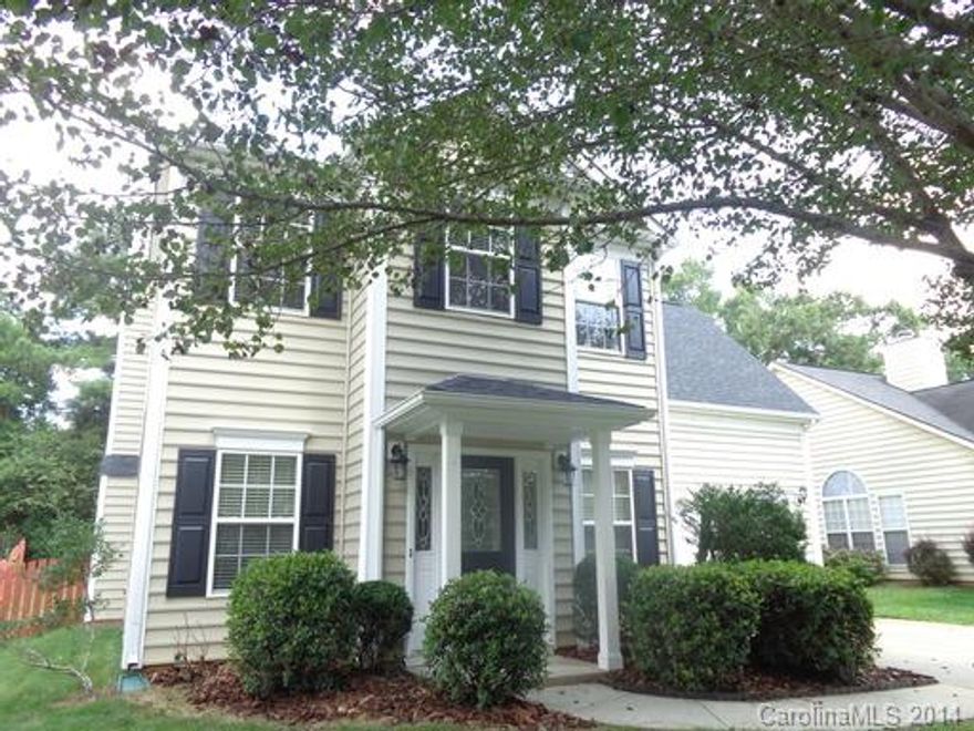 This lovely home has vaulted ceilings, a breakfast area, a Great Room and a living room. The warm and inviting kitchen comes with all appliances plus a pantry. The Master Suite has a walk in closet and the Master Bath has dual sinks, an over sized tub and a separate shower. There is a 2 car garage. A patio leads you into a well manicured fenced in back yard.