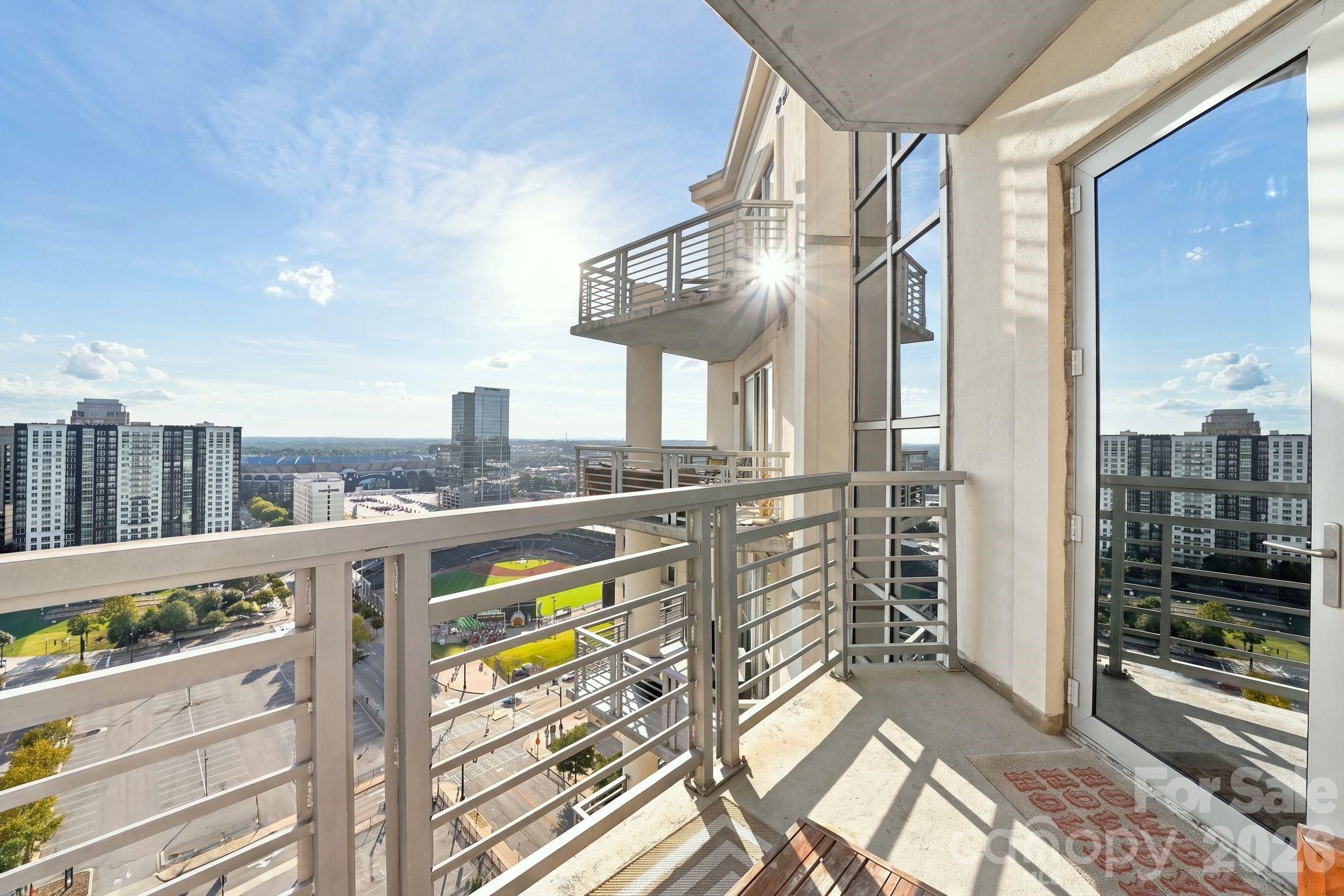 333 W Trade Street 1709
