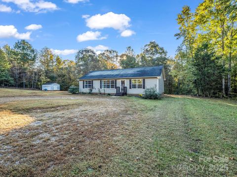 663 Landrum Road Columbus NC 28722