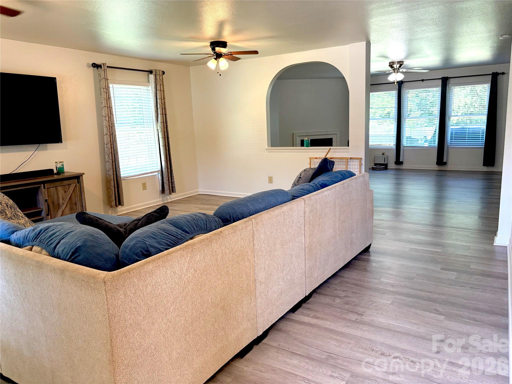 2514 Spring Breeze Way