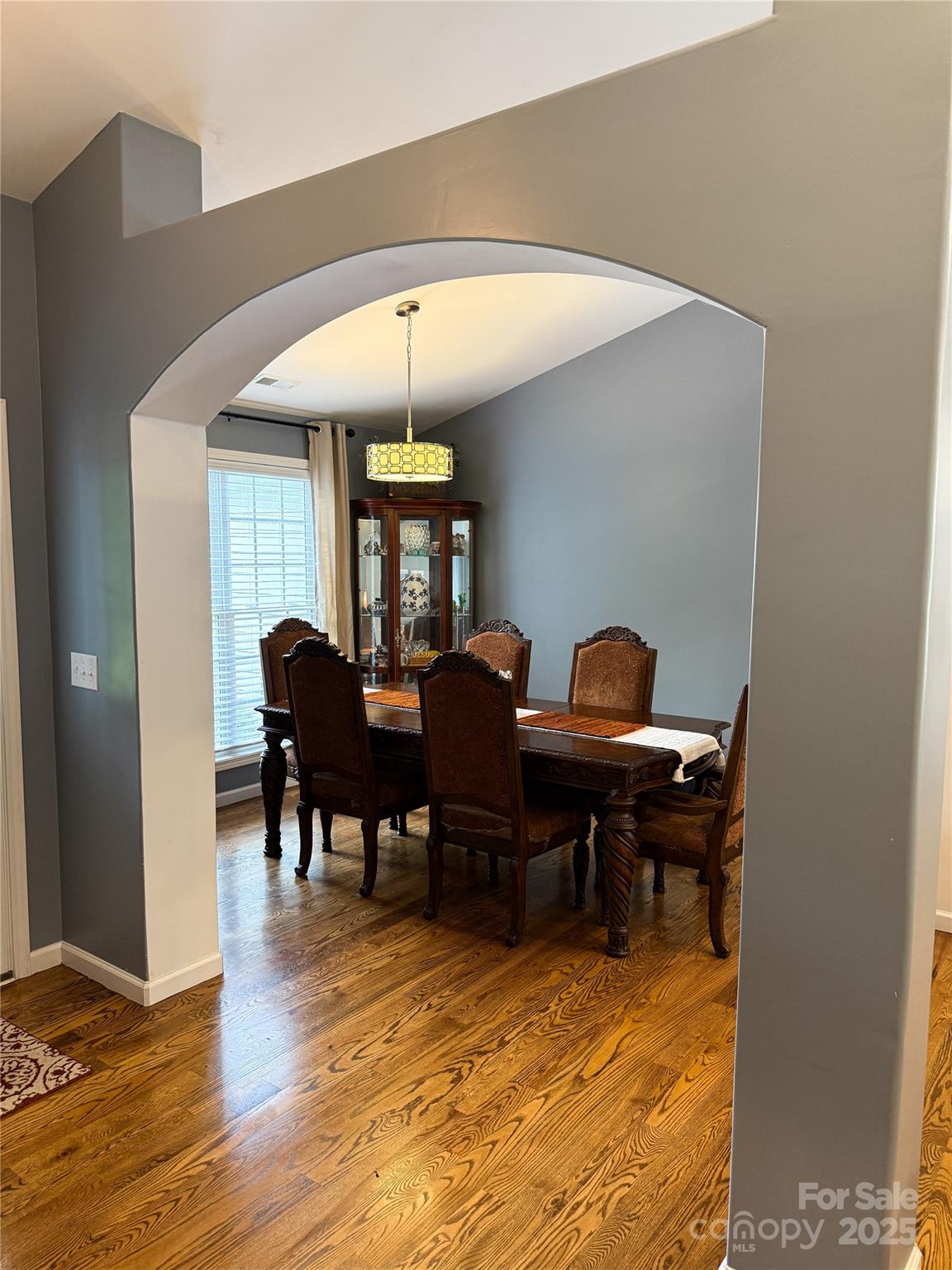 2302 Saratoga Run