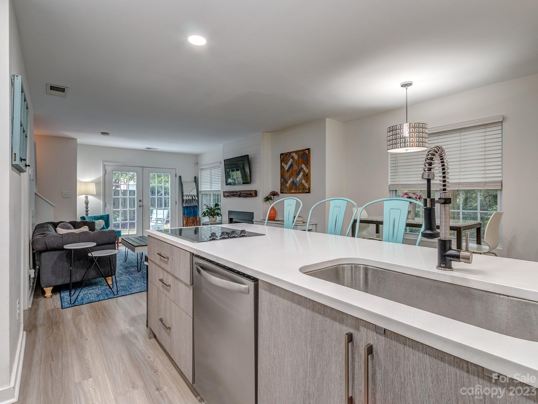 Commonwealth Park - Residential
