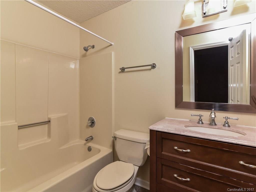 The Village At Averys Creek - Residential