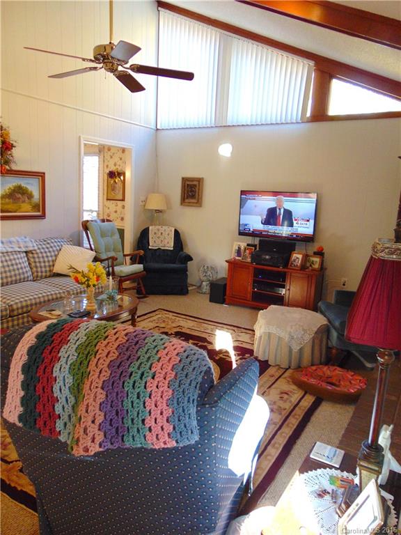 Hidden Hut Farms - Residential