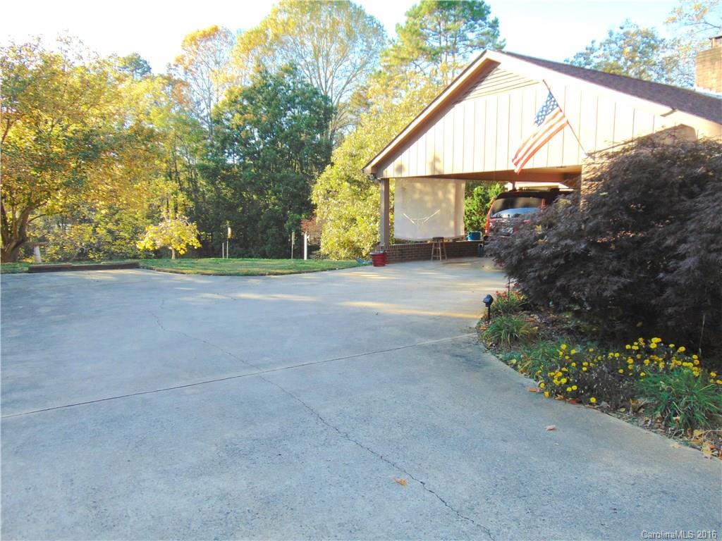 Hidden Hut Farms - Residential