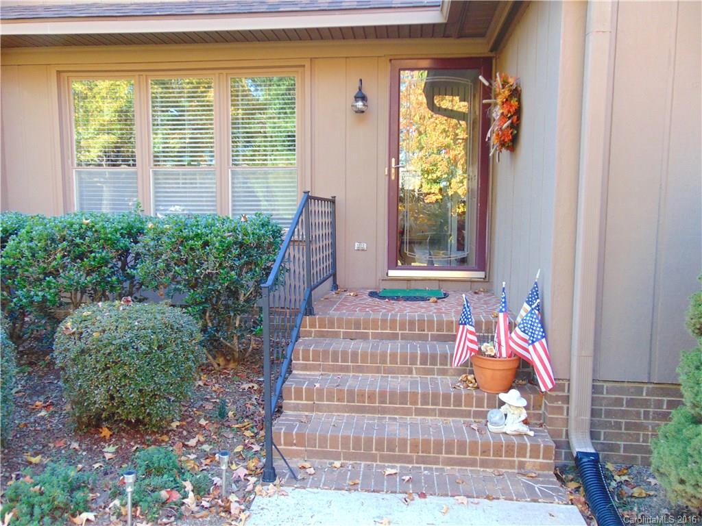 Hidden Hut Farms - Residential