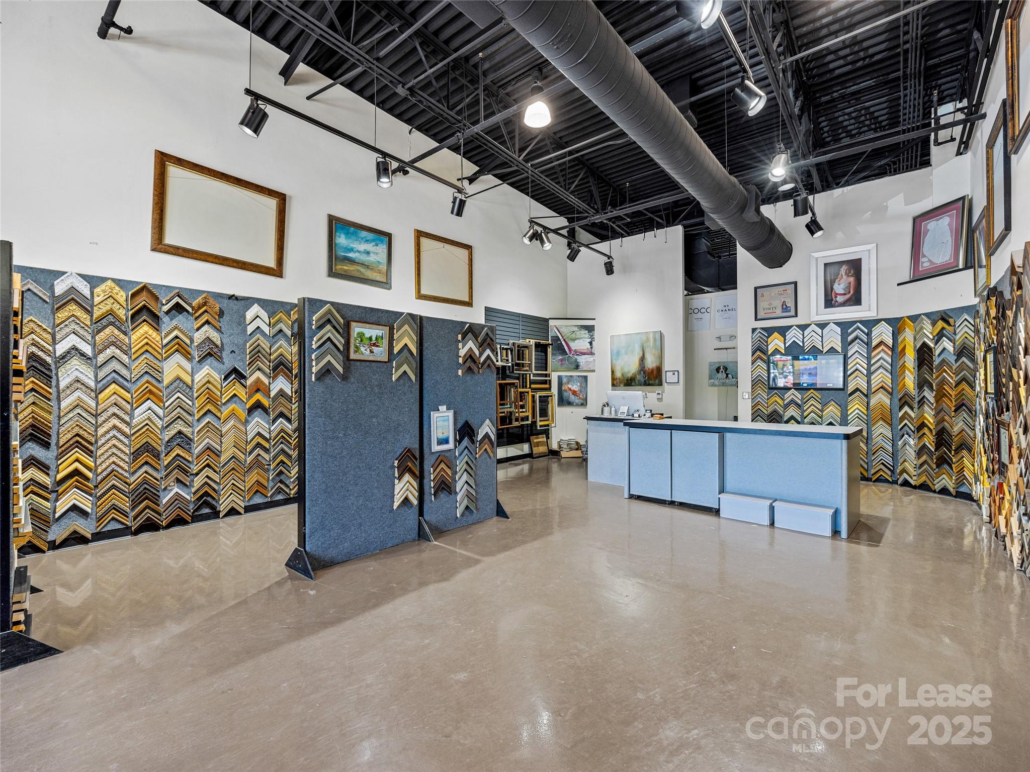 1829 Hendersonville Road 50