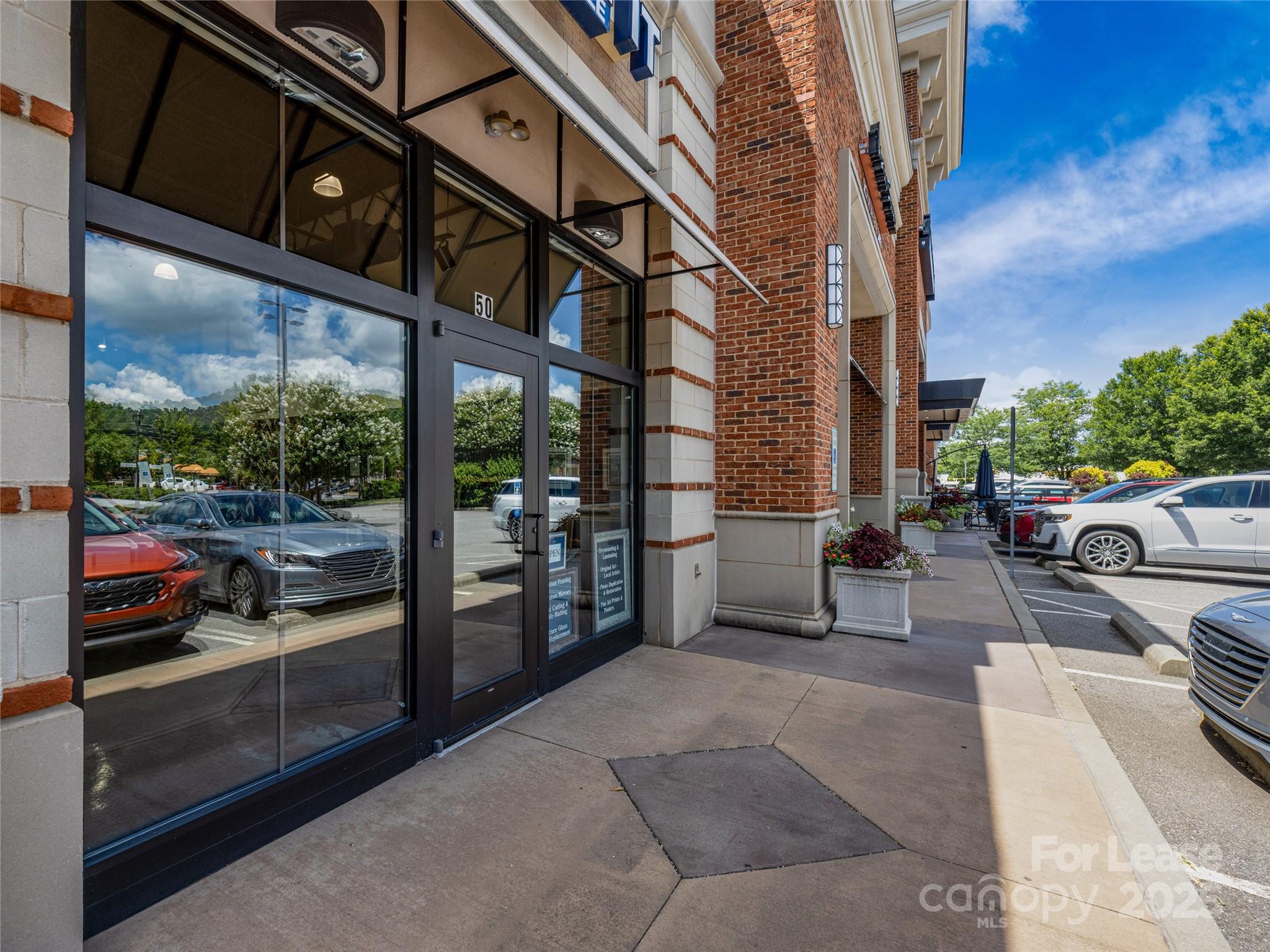 1829 Hendersonville Road 50