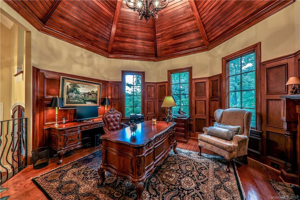 Tuckaway Park - Residential