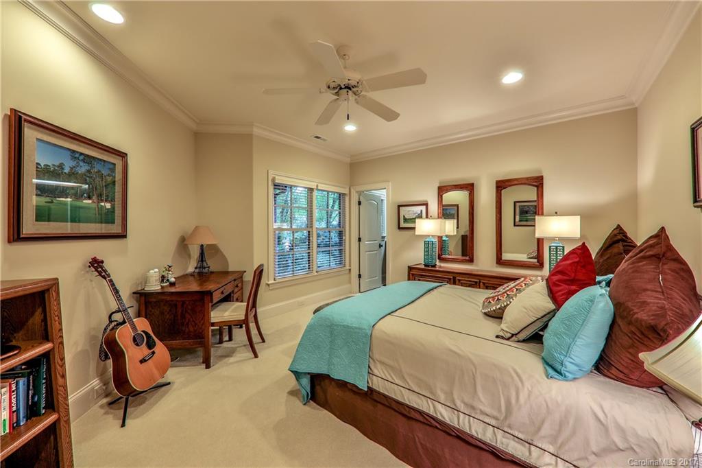 Tuckaway Park - Residential