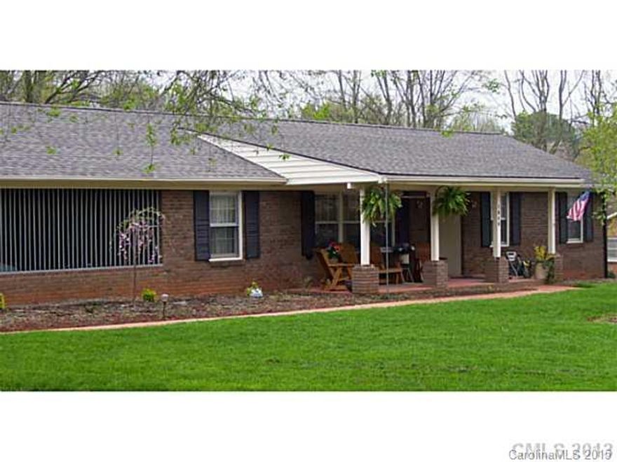 A spacious home with finished basement. This one has 3 bedrooms up and could have two downstairs. Lower level has private entrance, full bath, living area-good for guests, or second living area, Kitchen features a large walk in pantry,all of this on over half an acre lot near all amenities. Priced to sell, owners want offers.