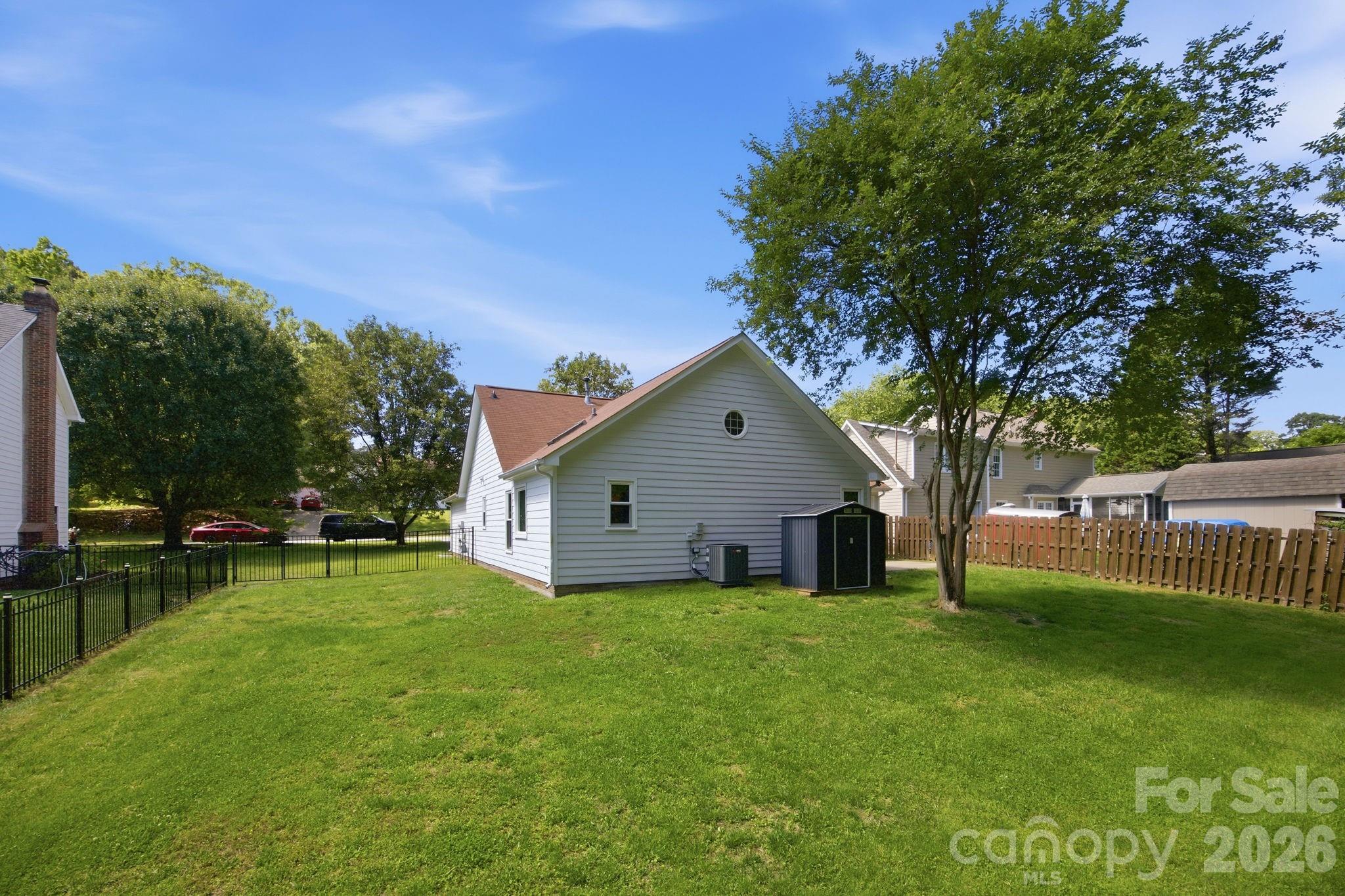 Claiborne Woods - Residential