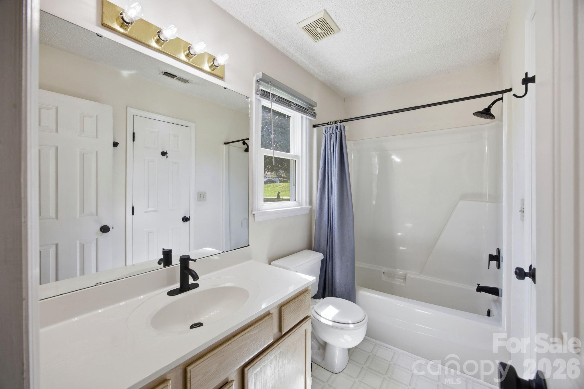 Claiborne Woods - Residential