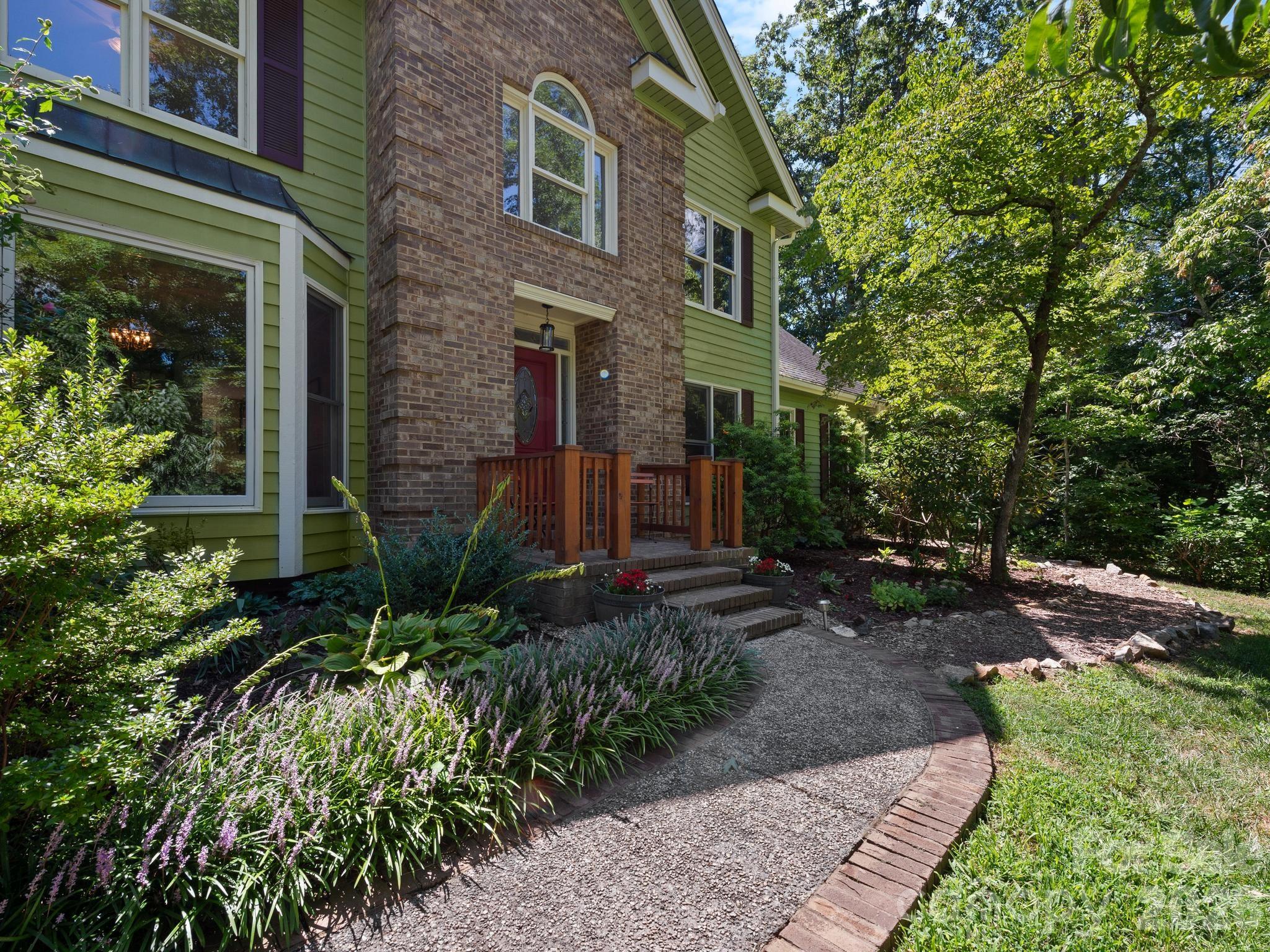 36 Windsong Drive 18