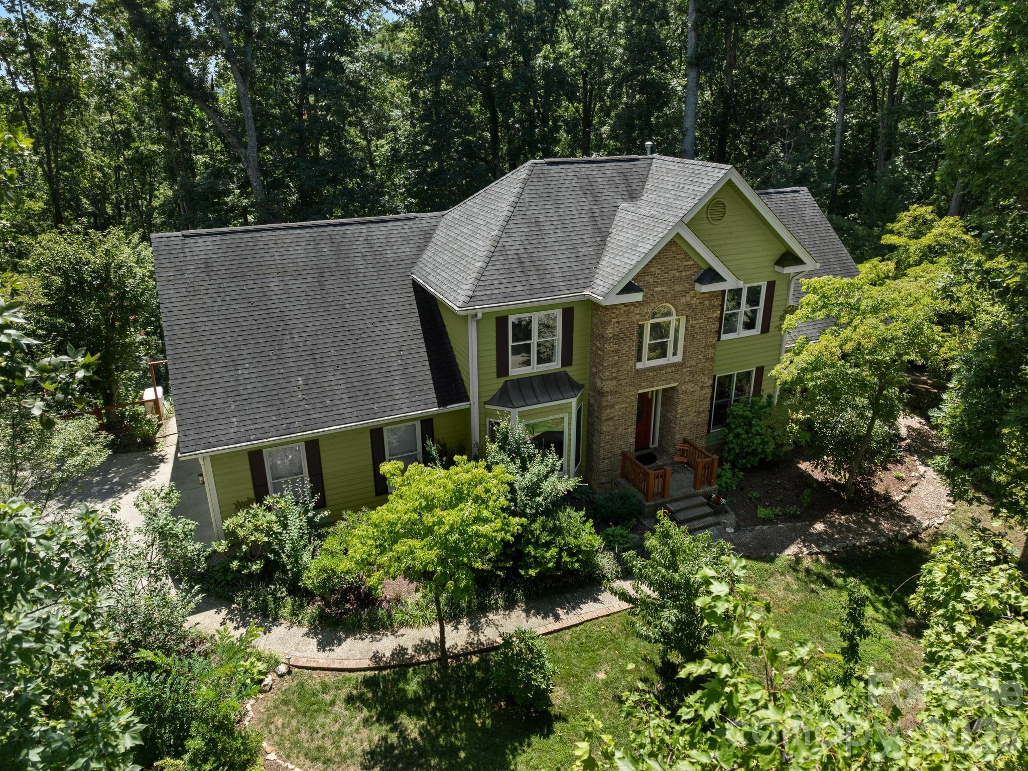 36 Windsong Drive 18