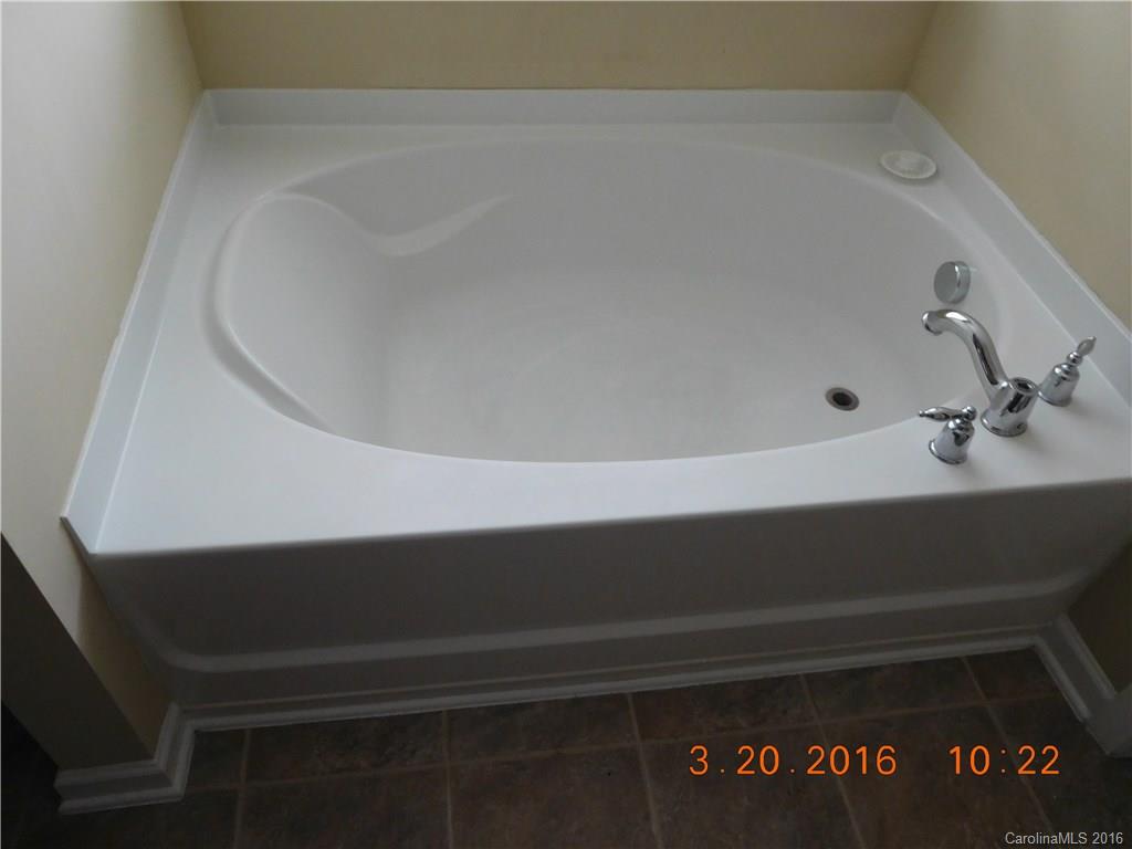 Crismark - Residential Lease