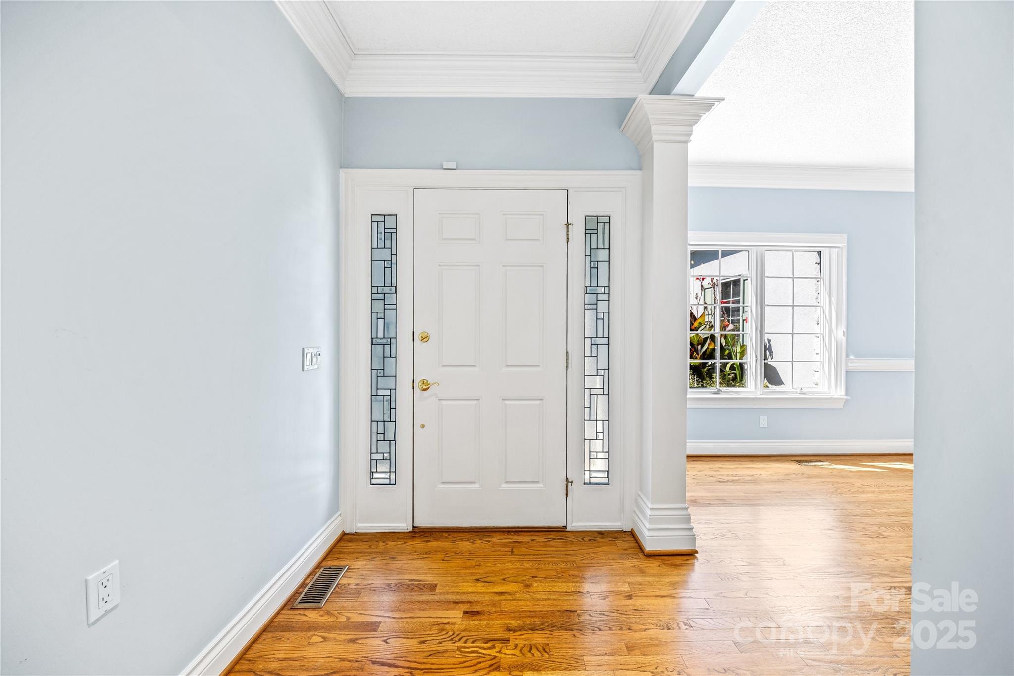 28 Clovelly Way