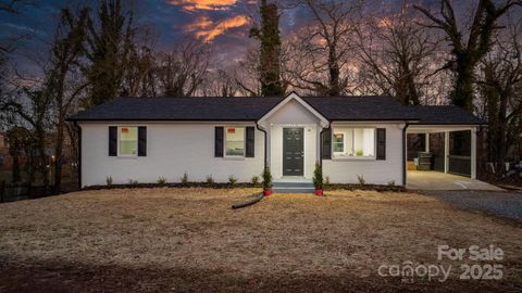 A home in Hickory