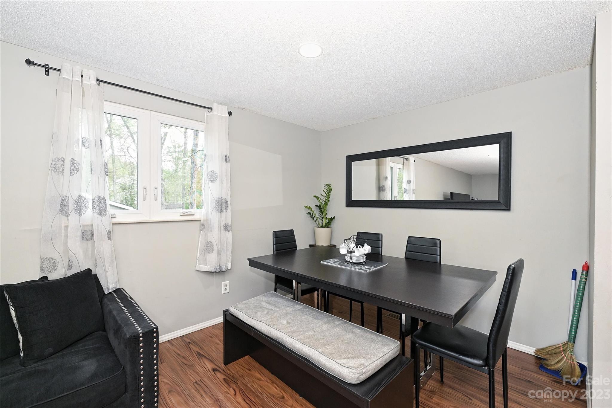 Idlewild South - Residential