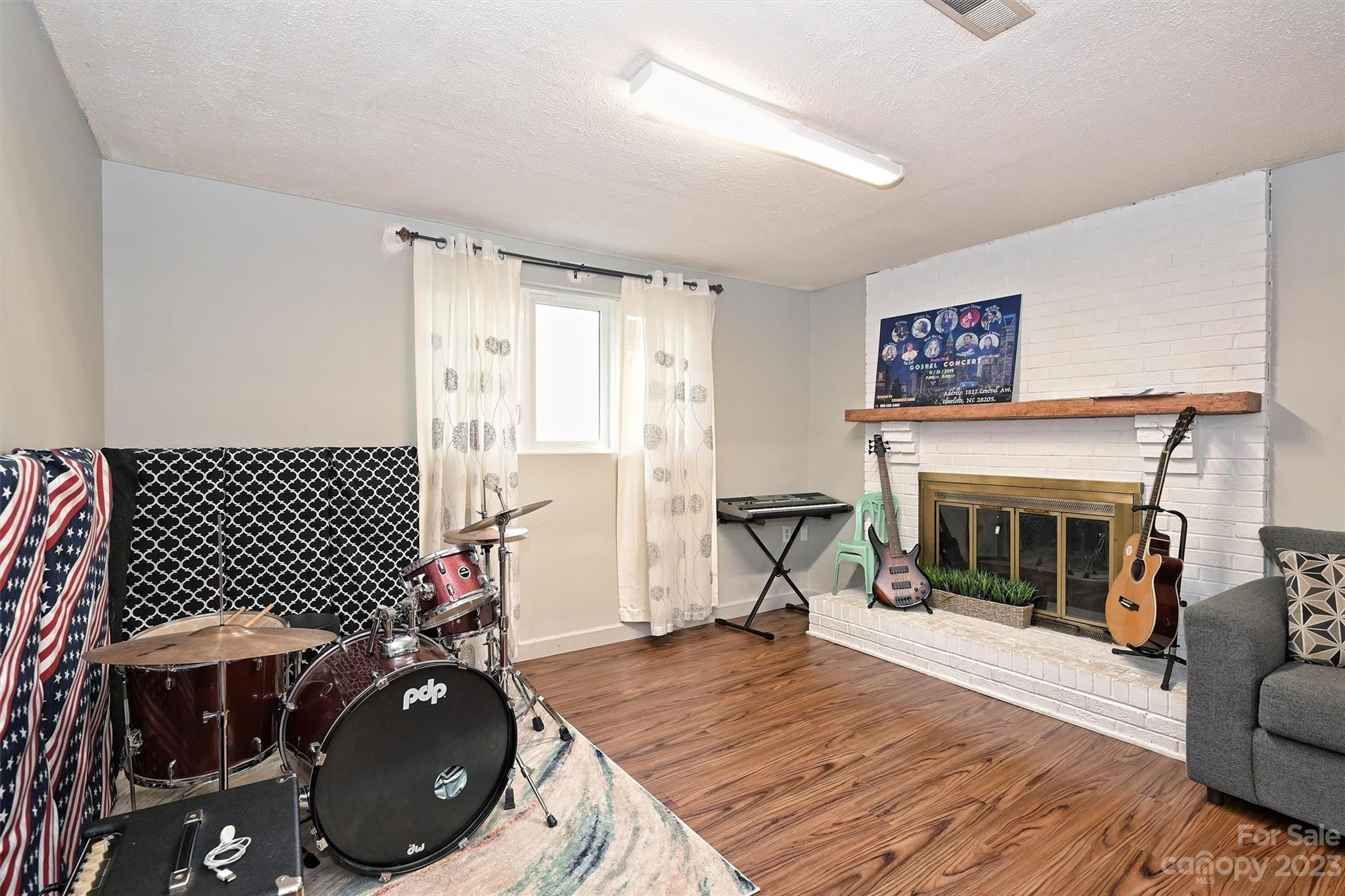 Idlewild South - Residential