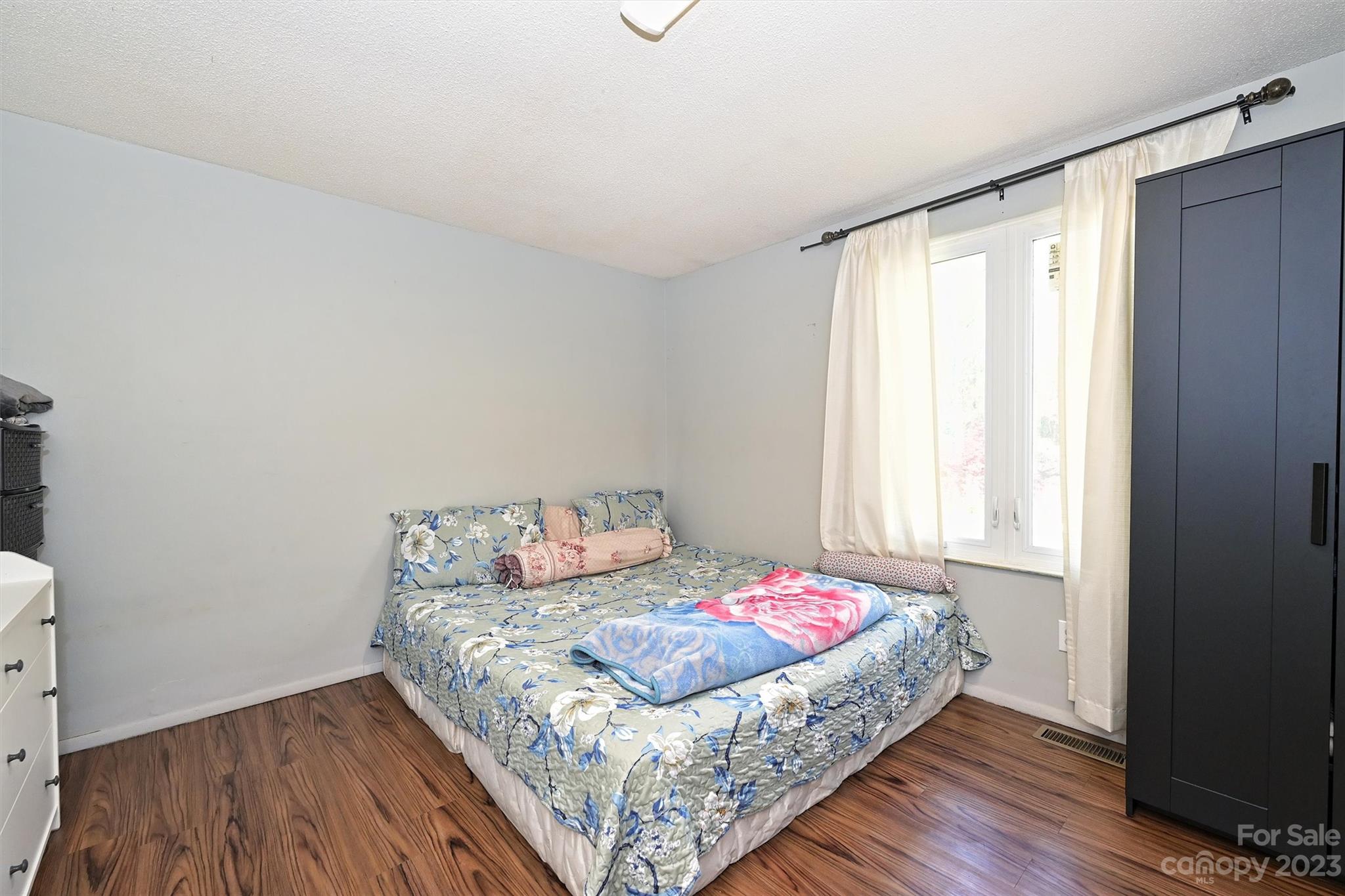 Idlewild South - Residential