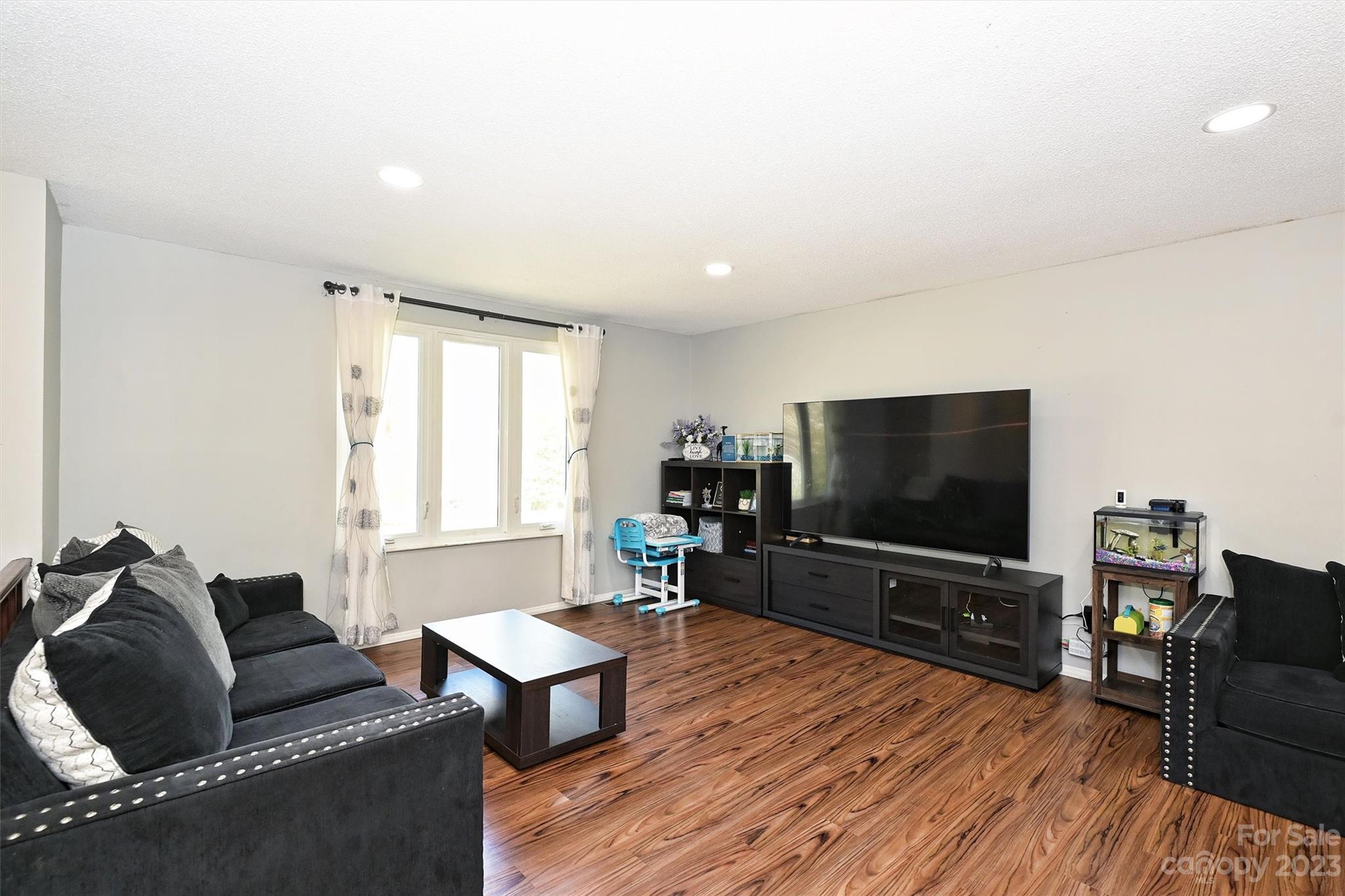 Idlewild South - Residential