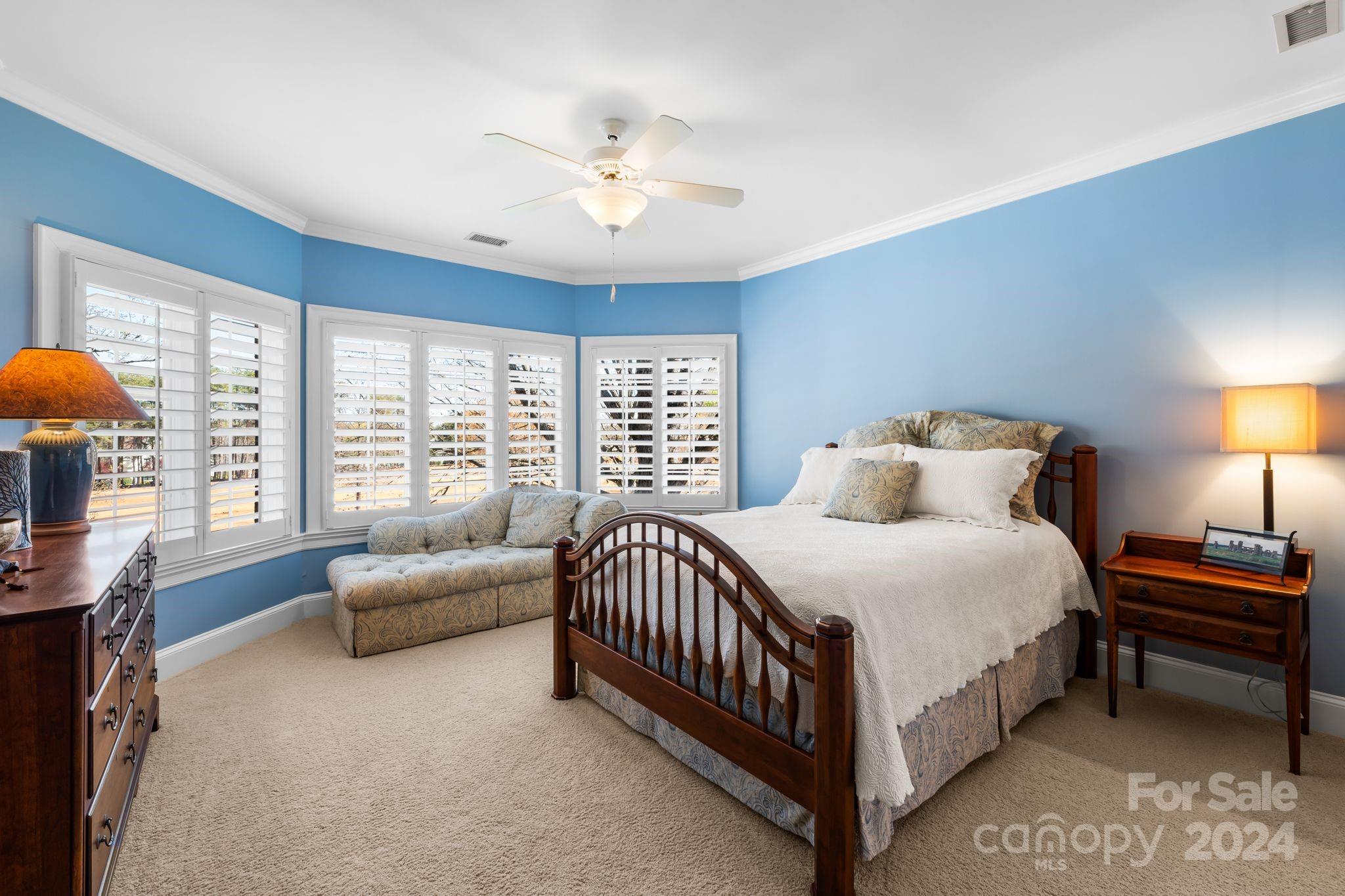 The Peninsula - Residential