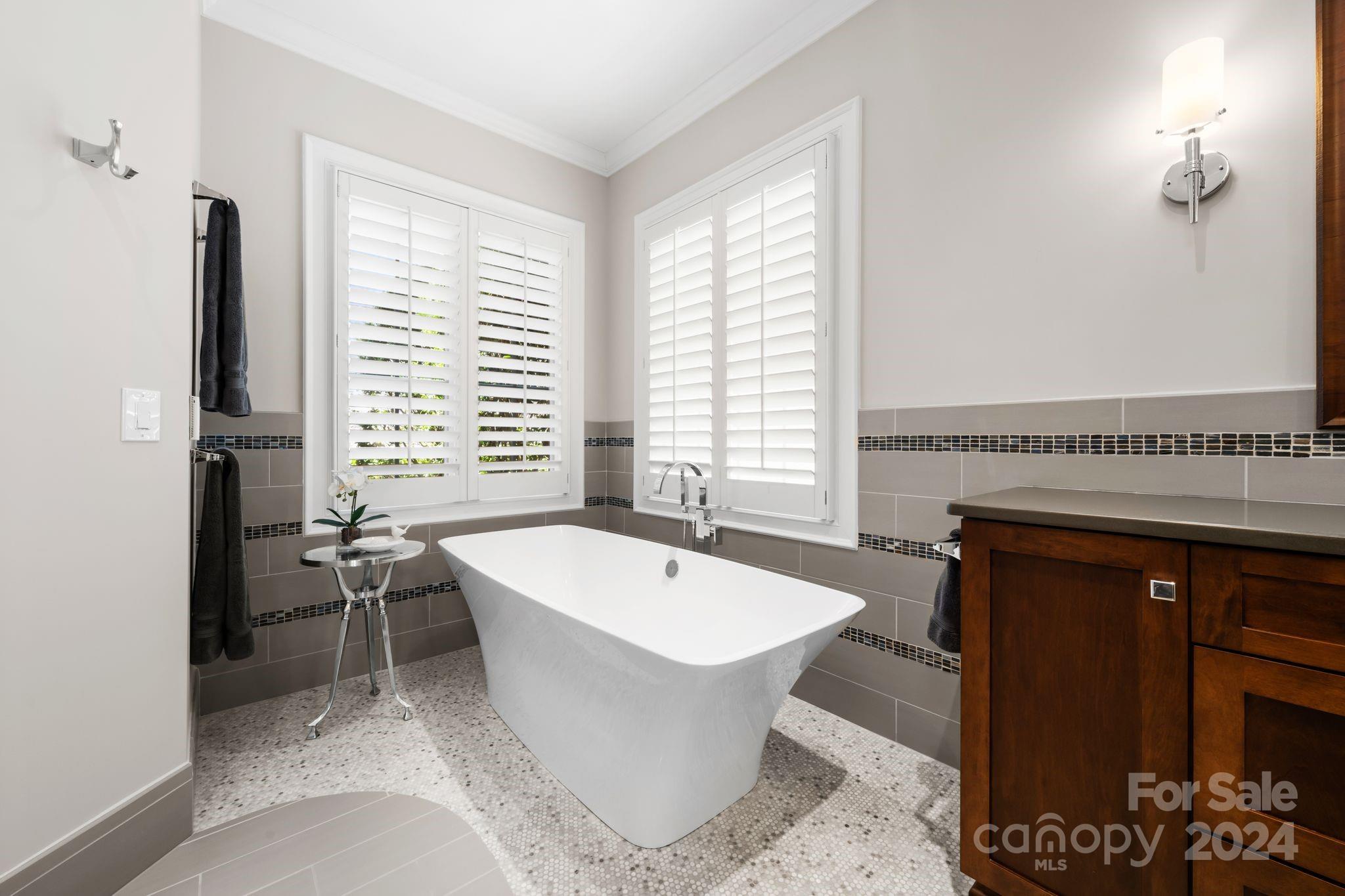 The Peninsula - Residential