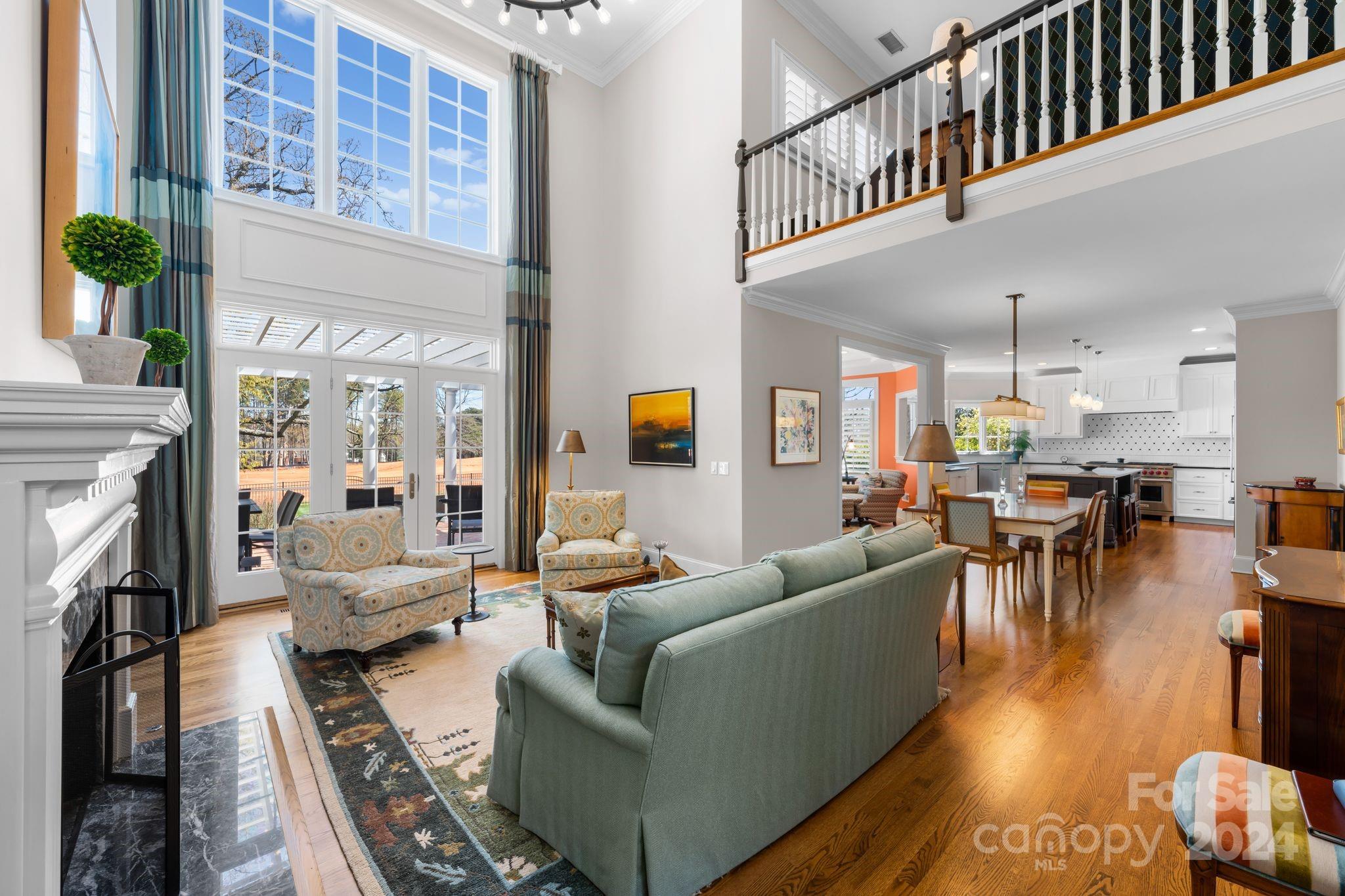 The Peninsula - Residential