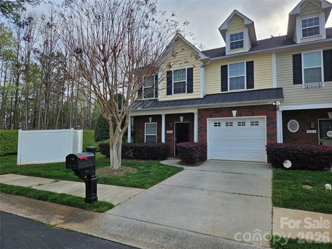 2026 Talbot Lane Hickory NC 28602