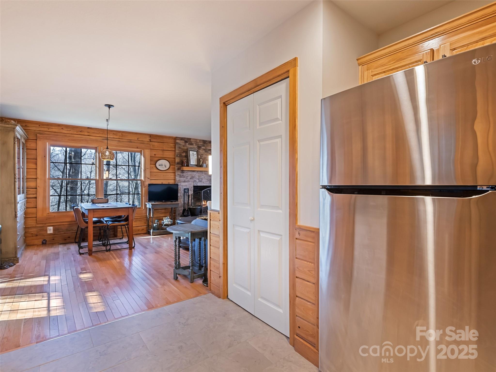 Rainbow Mountain Development - Residential