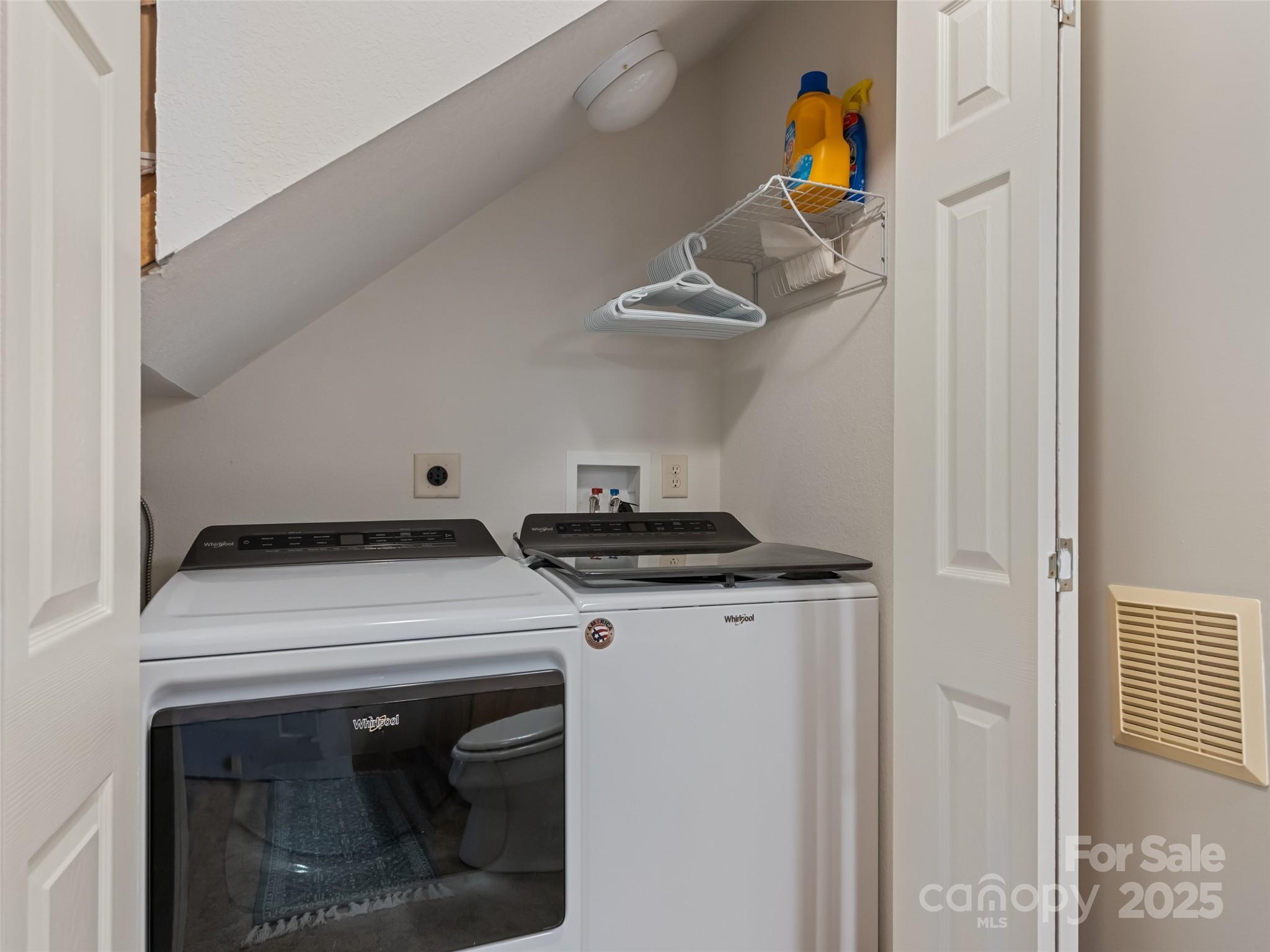 Rainbow Mountain Development - Residential