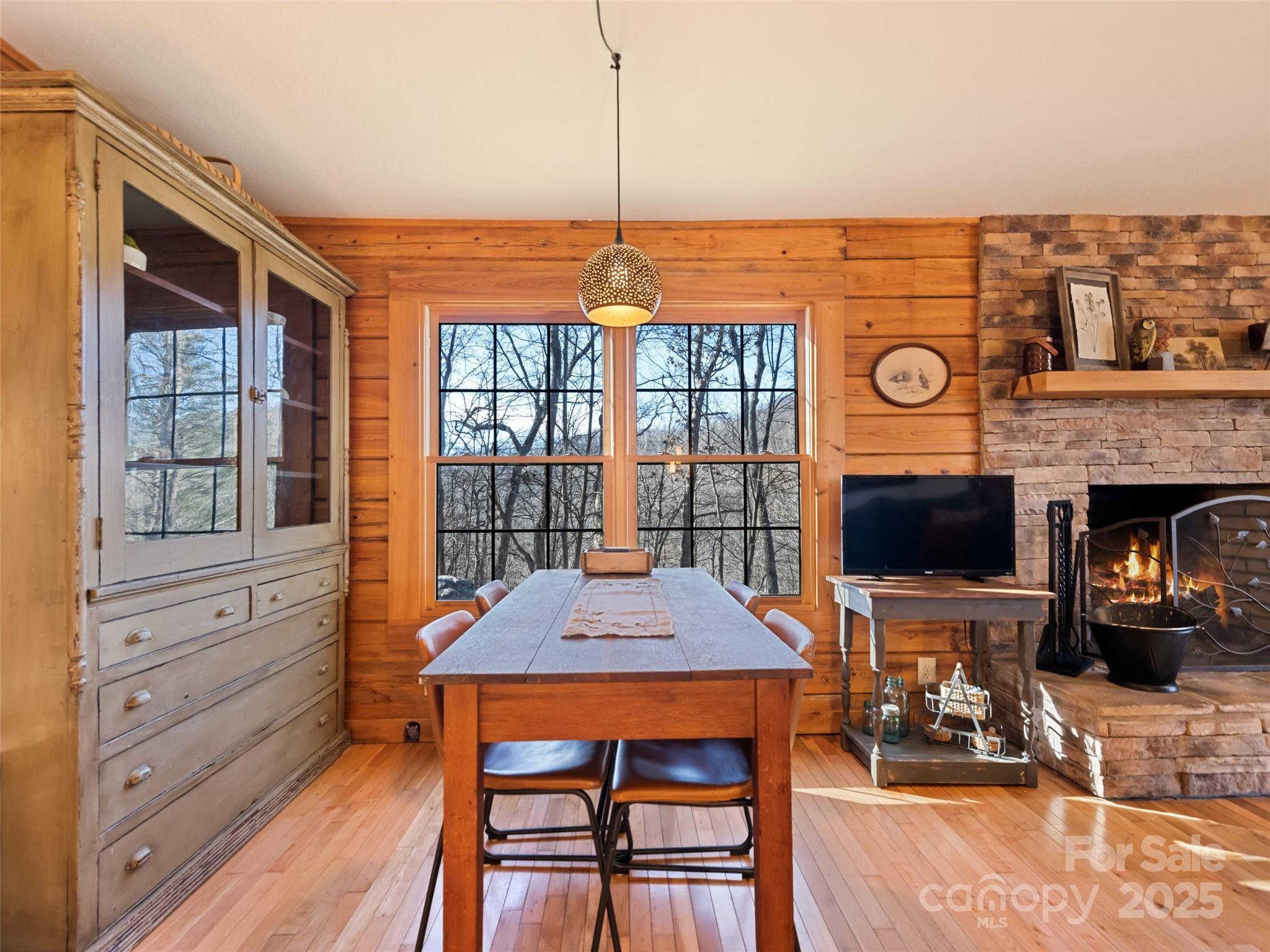 Rainbow Mountain Development - Residential