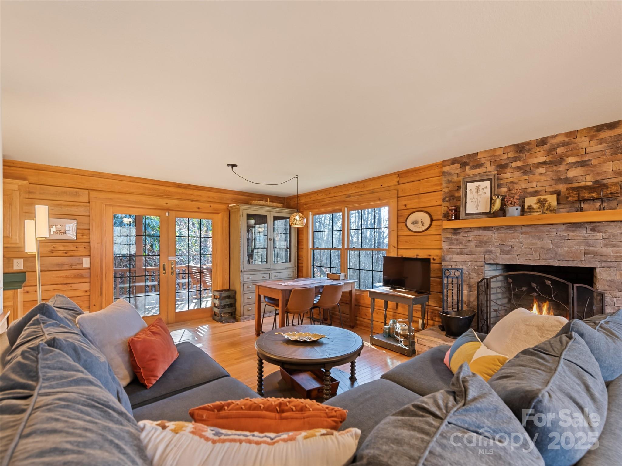 Rainbow Mountain Development - Residential