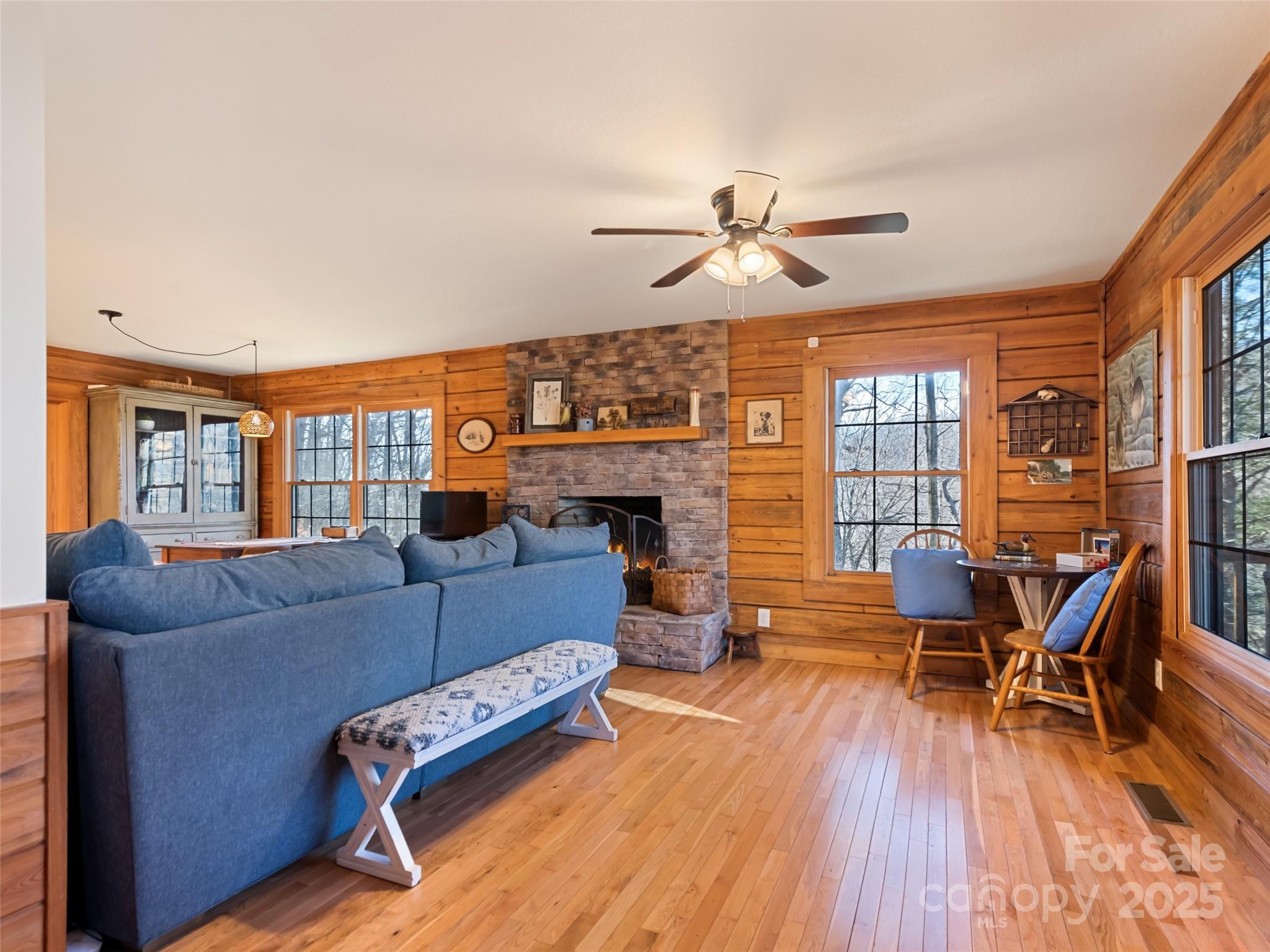 Rainbow Mountain Development - Residential