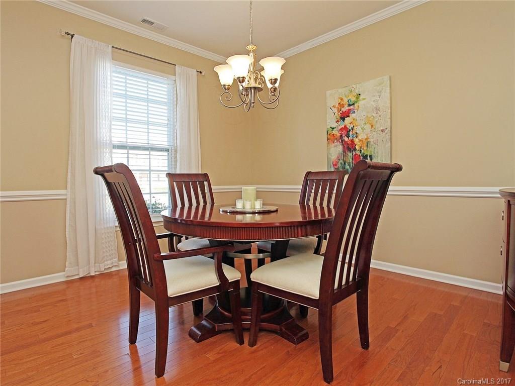 English Trails - Residential