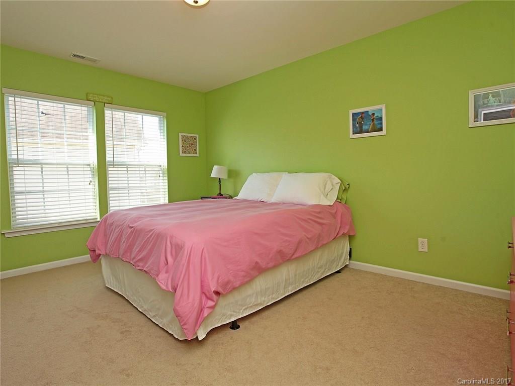 English Trails - Residential