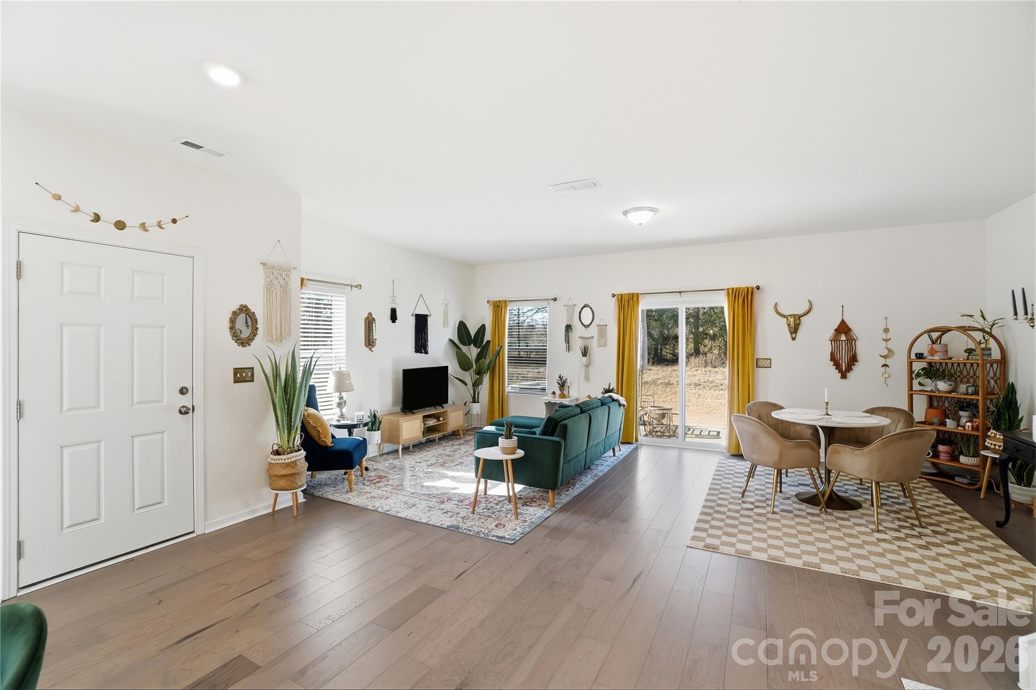 3627 Secrest Landing