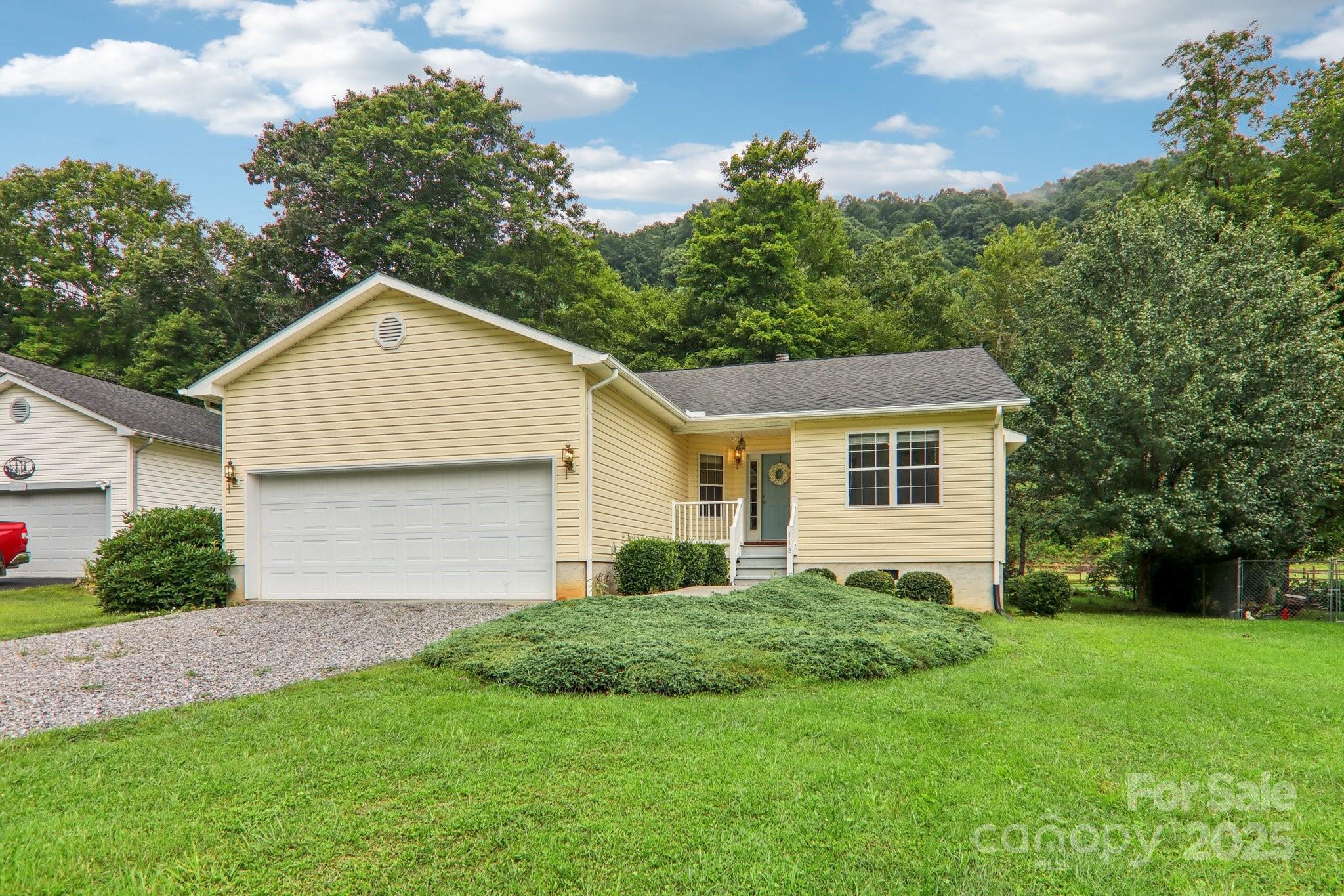 118 Whitewater Drive