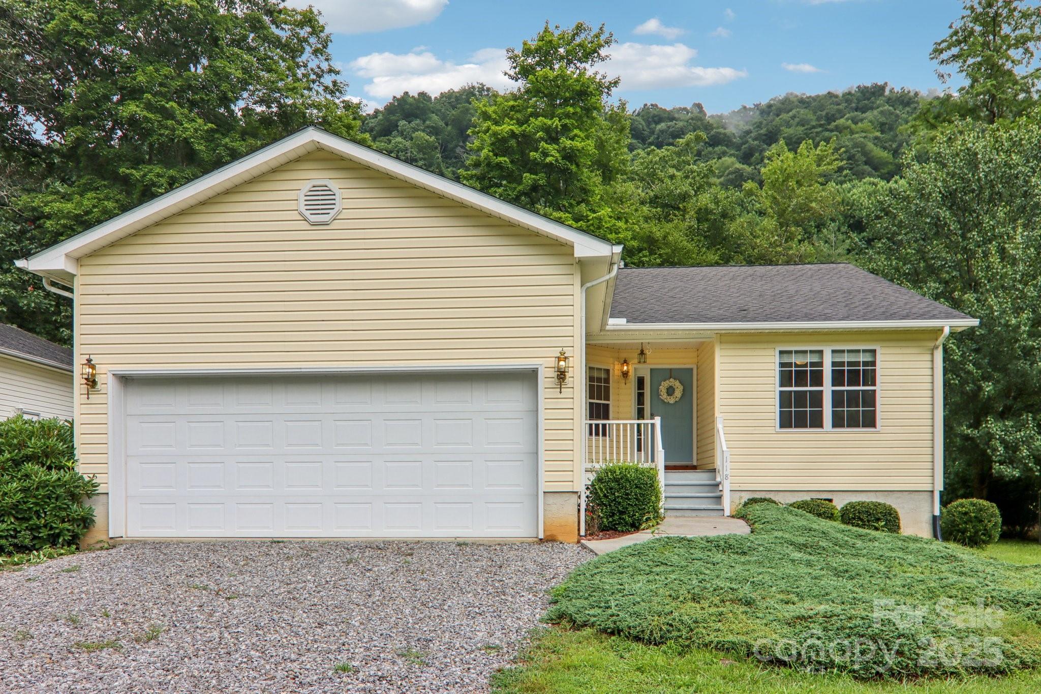 118 Whitewater Drive